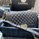  mid purse view 1