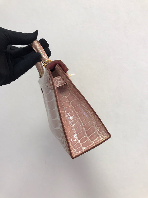 Interior view of fluid premium bag