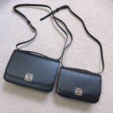 Ziva's Charm handbag – close-up view (19cm*13cm*6cm)