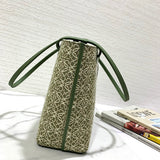 Ziva's Charm handbag – front view (21cm*10cm*22cm)