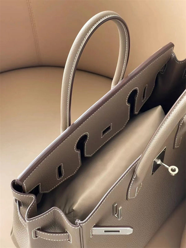  Graceful everyday bag front view 7