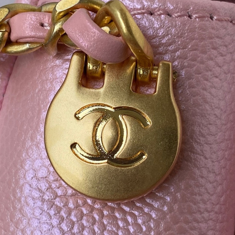  handbag, mid everyday style, image 10