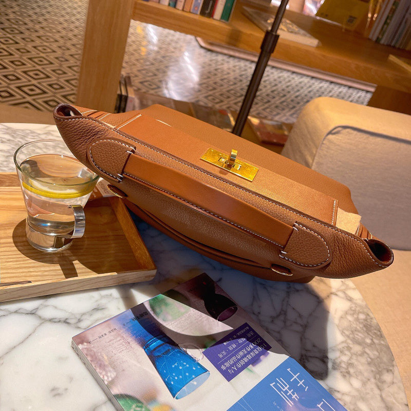 Interior view of timeless premium bag