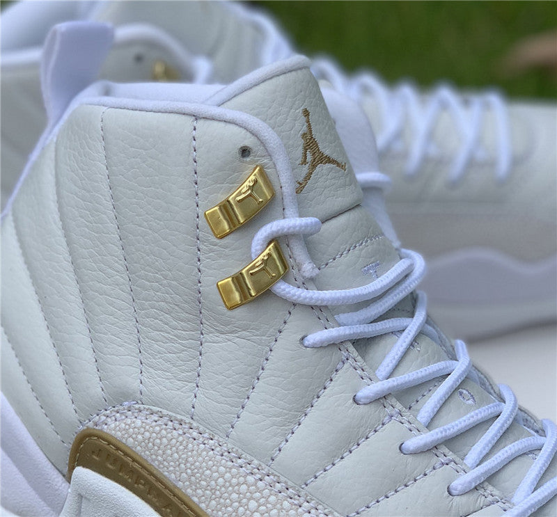 Nike Men's & Women's Premium Athletic Sneakers — Style 043 detail view