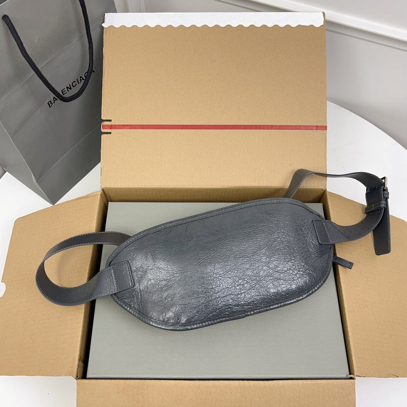 Zivas Charm Effortless Sophistication Fashion Handbag (Elevated Accessory Essential) – Angled View