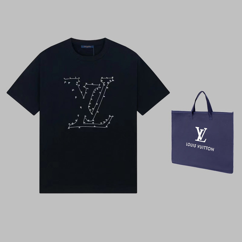 Back view of Louis Vuitton cotton t-shirt with logo-detail design