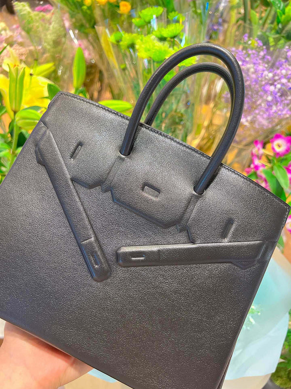 Minimalist bag shown from front angle