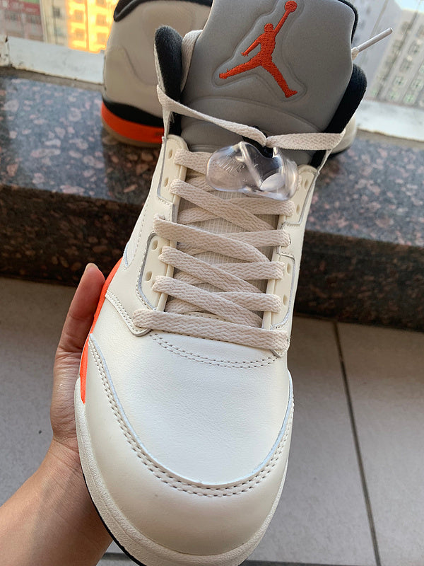 Nike Men's & Women's Iconic Street Trainers — Style 179 front view