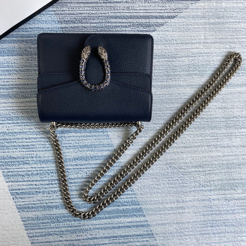 Top view of everyday-luxe polished women's handbag – women's designer-style accessory