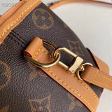 Styled lifestyle shot of polished modern women's handbag – women's everyday handbag