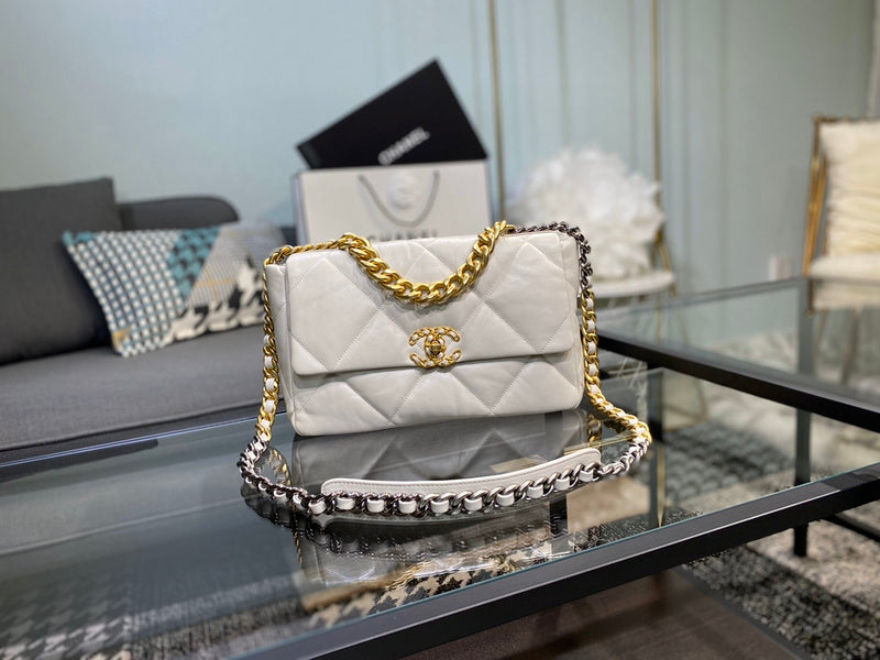  women's handbag, mid design, view 5