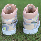 Nike Men's & Women's Designer Low-Top Shoes — Style 125 interior view