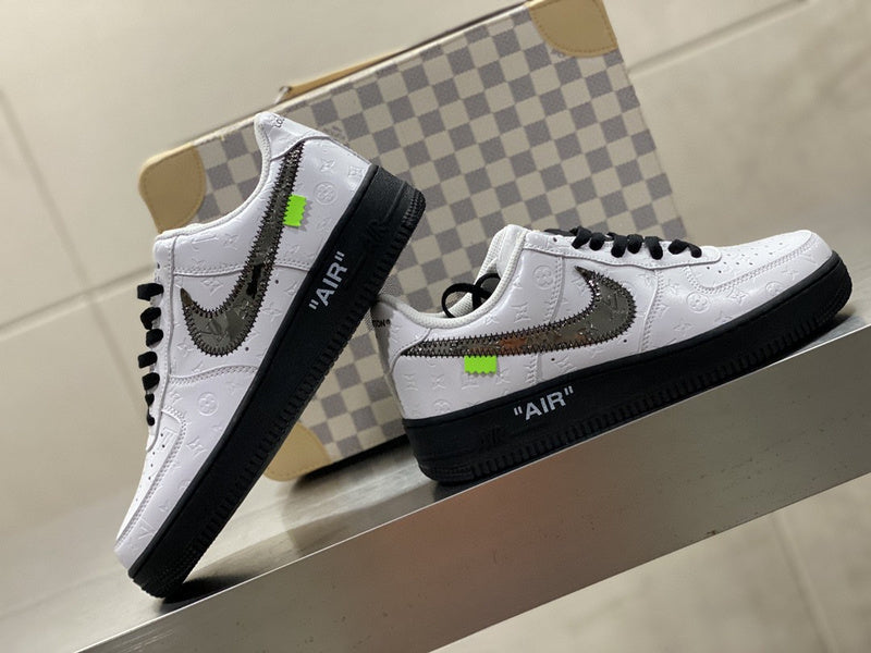 Nike all-black luxury sneakers view 10 retro runner design
