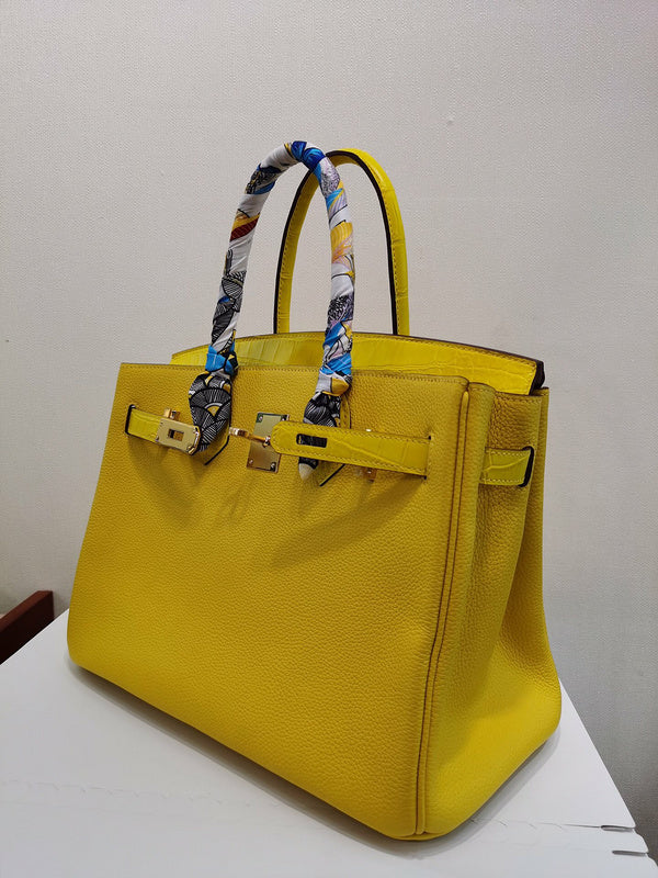 Side view of everyday-ready structured handbag