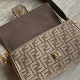 Ziva's Charm handbag – product shot (27cm*6cm*15cm)