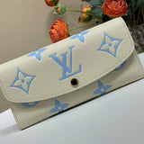  Chic shoulder bag front view