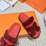 Hermès Burgundy Platform Sandals - Toe Detail View