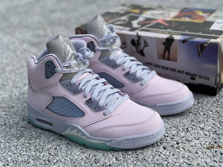 Nike Men's & Women's Luxury Lifestyle Trainers — Style 243 side view