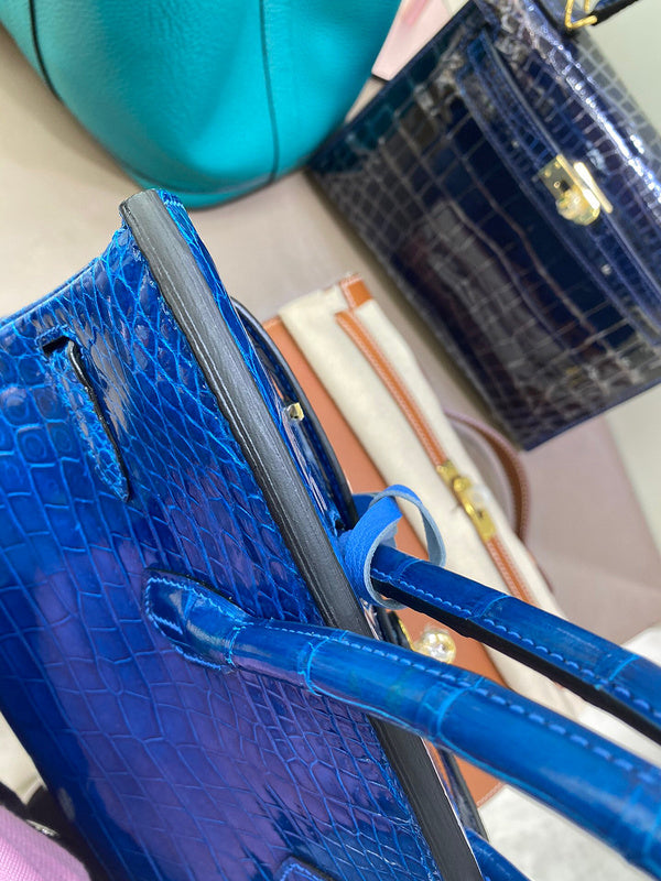 Side view of effortless structured handbag