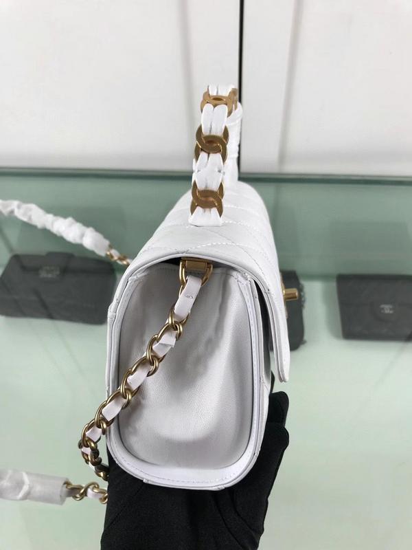 Zivas Charm Versatile Design Fashion Handbag (Versatile Style Statement) – Styled Look