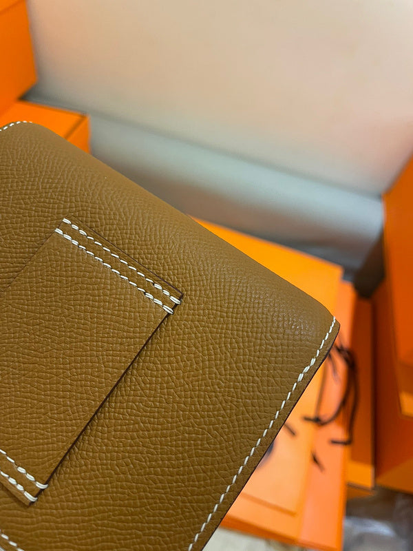Close-up detail of crisp bag design