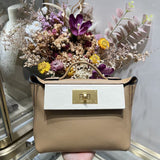  Sleek shopper bag front view 7
