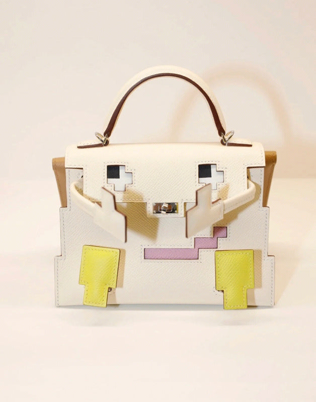  Graceful top-handle bag front view 7