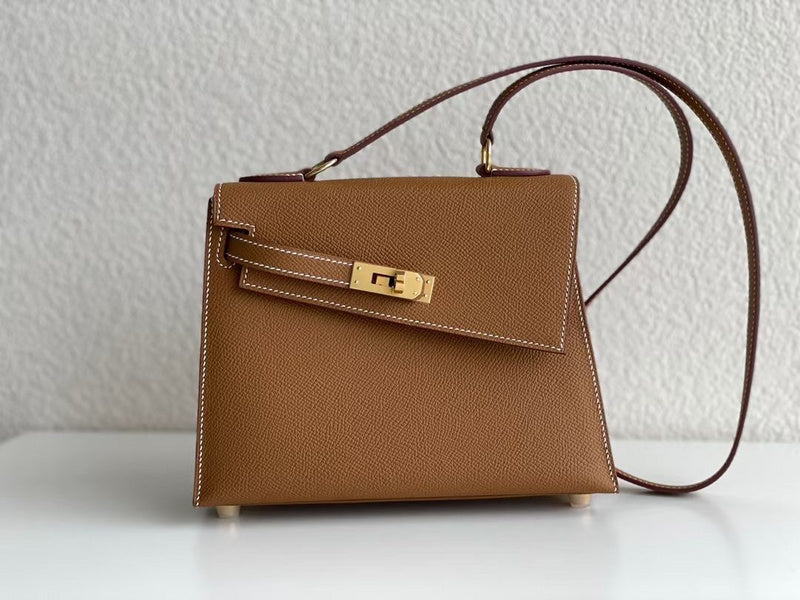  smart shopper bag detail view showing craftsmanship 14