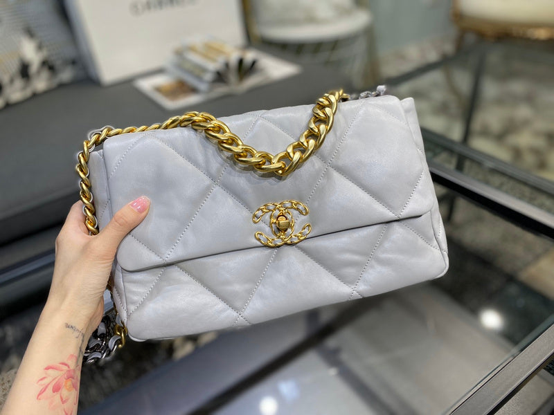Zivas Charm Timeless Appeal Designer Handbag (Timeless Wardrobe Addition) – Interior View