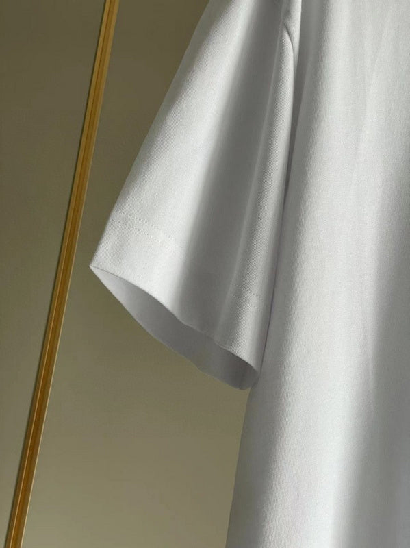Three-quarter angle view of Givenchy luxury piece style No.158