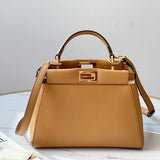 Ziva's Charm handbag – detail view (Standard Size)