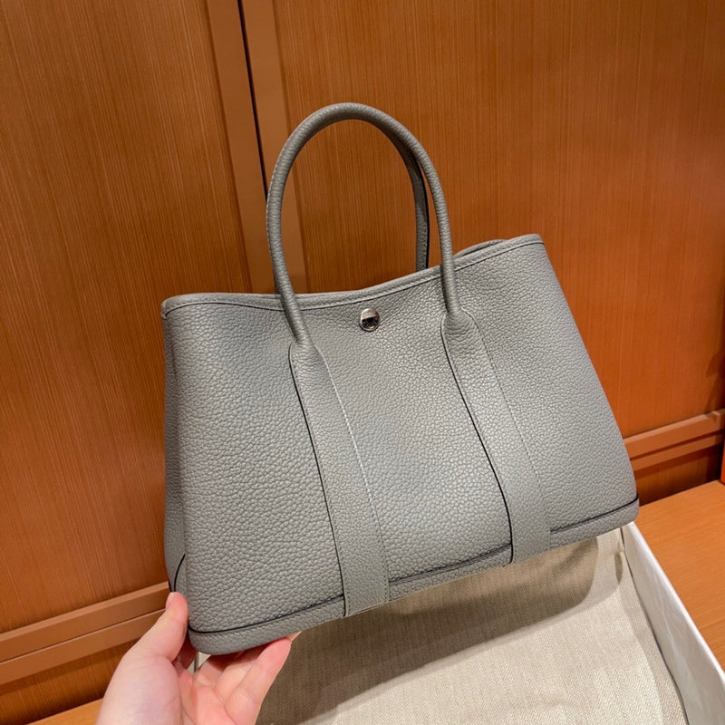 Interior view of sophisticated premium bag