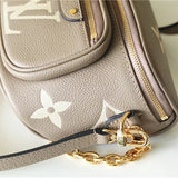  shoulder bag close-up of hardware and finish