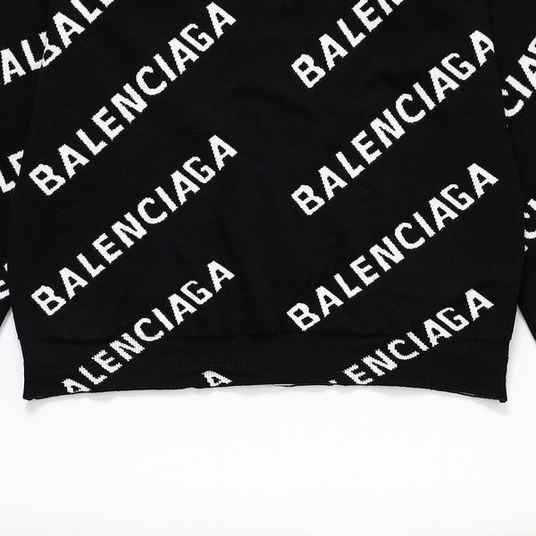 Three-quarter angle view of Balenciaga luxury piece style No.059