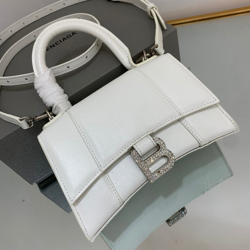 Zivas Charm Timeless Appeal Statement Handbag (Contemporary Shape Language) – Styled Look
