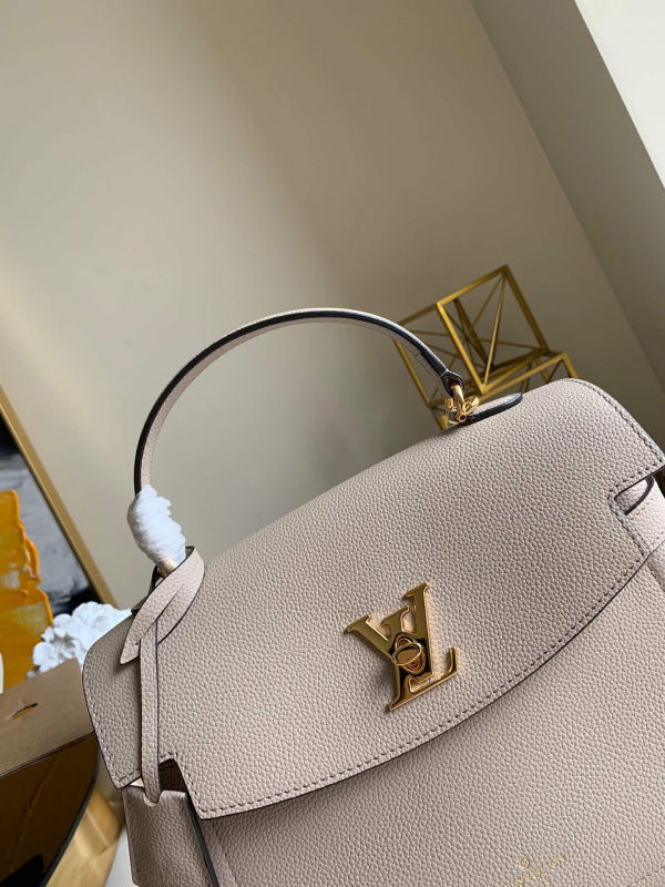 Close-up detail of statement chic women's handbag – women's luxury handbag