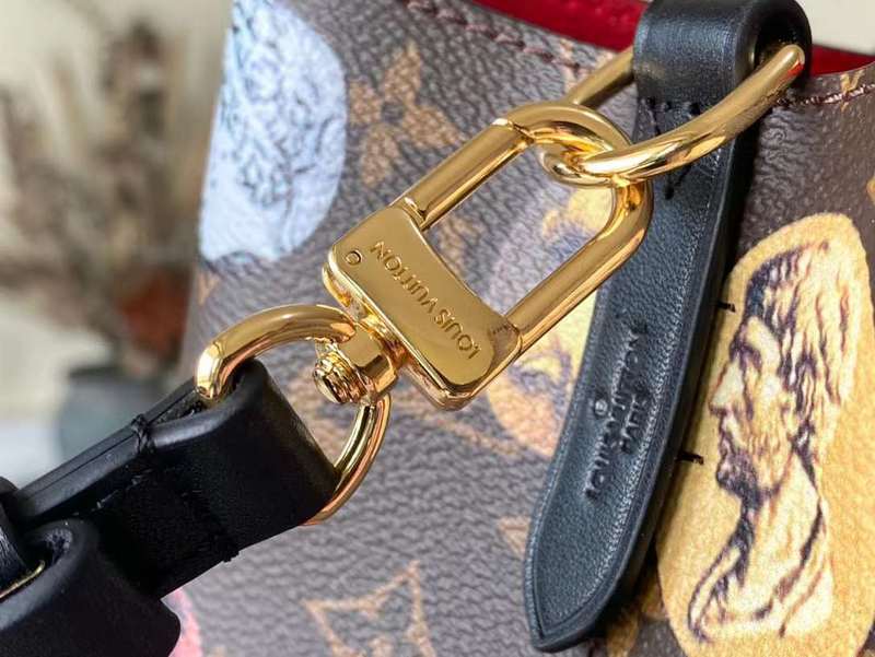 Handle and strap detail of modern classic women's handbag – women's luxury handbag