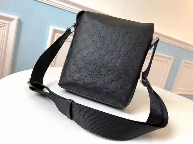Close-up detail of modern classic women's handbag – women's luxury handbag