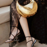 Ziva's Charm handbag – product shot (16.5cm*5cm*14cm)