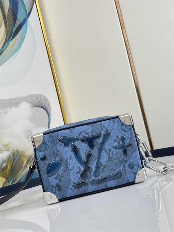  classic everyday bag styled with outfit 12