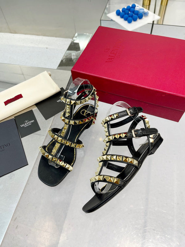 Full silhouette view of Valentino Garavani luxury piece style No.225