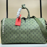  Signature shoulder bag front view