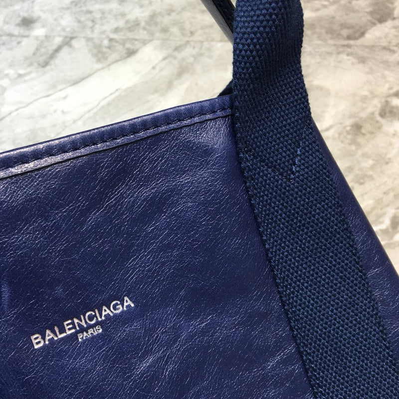 Structured Faux Leather Handbag - Premium Craftsmanship Detailing | Women's Statement Accessory #776 - back view (image 4) of designer-inspired handbag