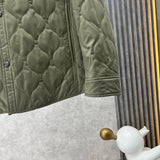 Texture and finish detail of Burberry luxury piece style No.368