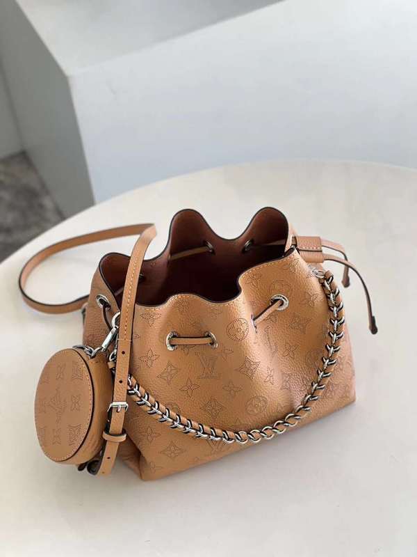 Back view of signature everyday-luxe women's handbag – women's premium purse