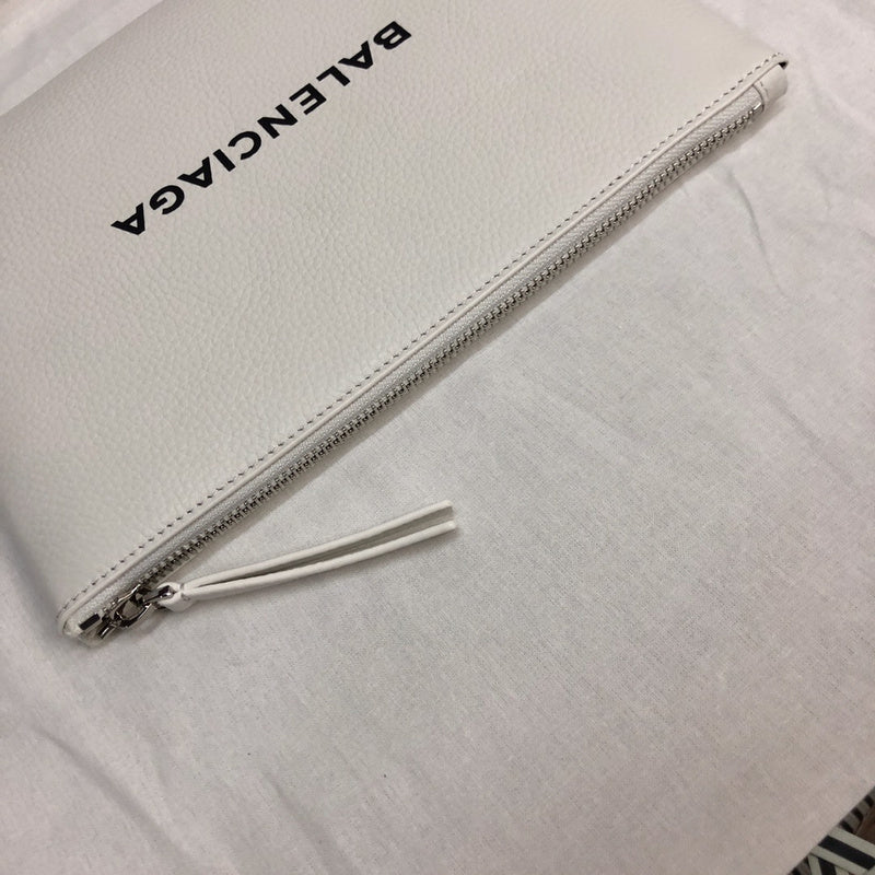 Back view of chic statement women's handbag – women's everyday handbag