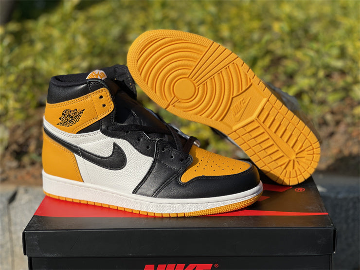 Nike Men's & Women's Luxury Fashion Trainers — Style 222 interior view