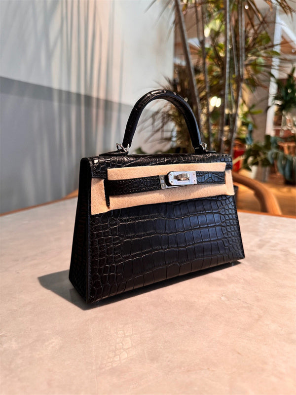 Interior view of timeless premium bag