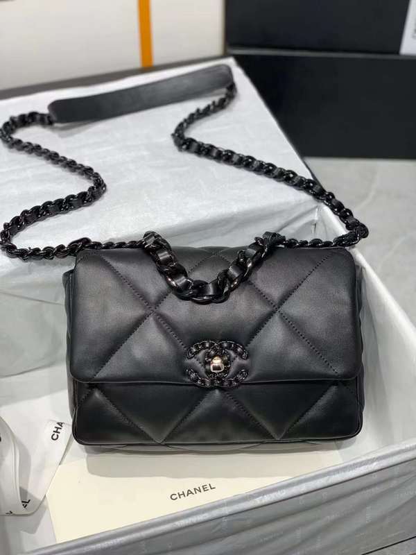 Zivas Charm Modern Minimalist Look Designer Handbag (Thoughtfully Structured Design) – Detail View