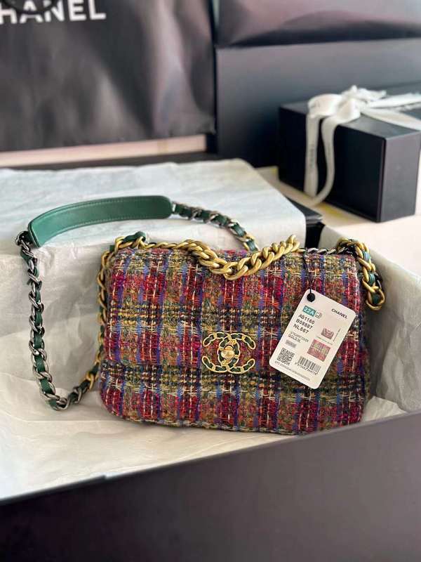 Zivas Charm Signature Style Everyday Handbag (Designer-Inspired Craftsmanship) – Detail View